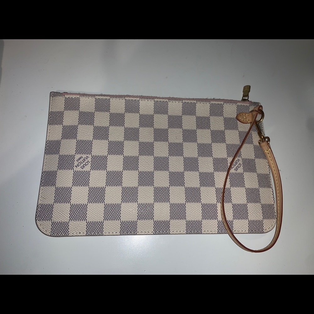 Louis Vuitton Neverfull MM Pochette Azure